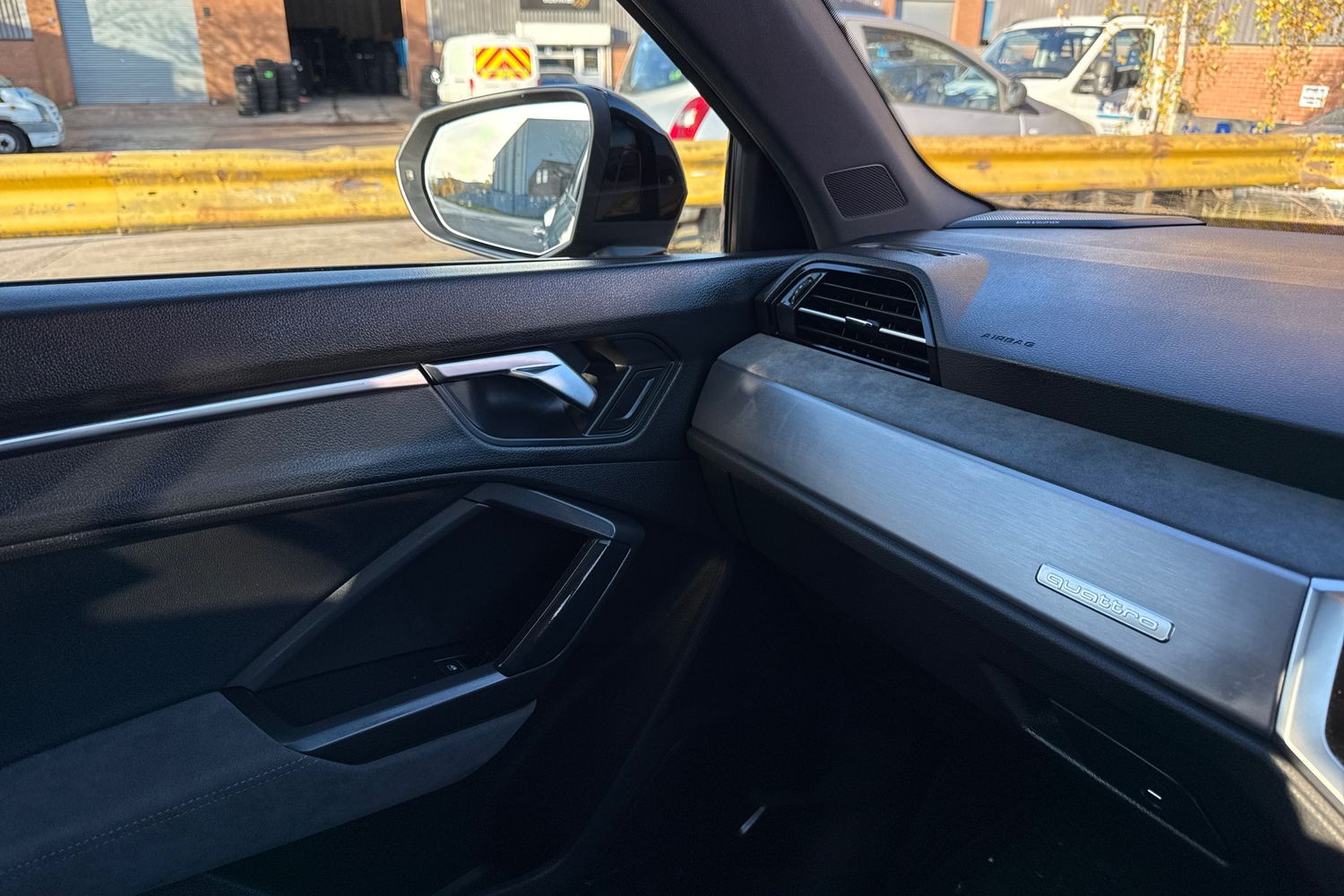 Used Audi Q3 2019 for sale - 76805431: Photo 38