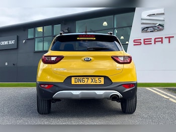 Used Kia Stonic 2017 for sale - 75924923: Photo