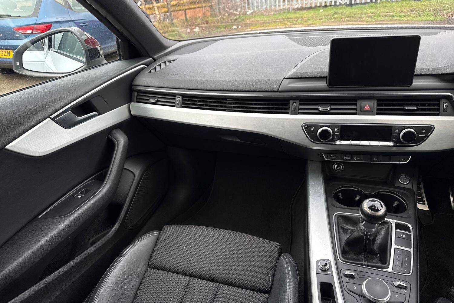 Used Audi A4 Avant 2017 for sale - 77620492: Photo 15