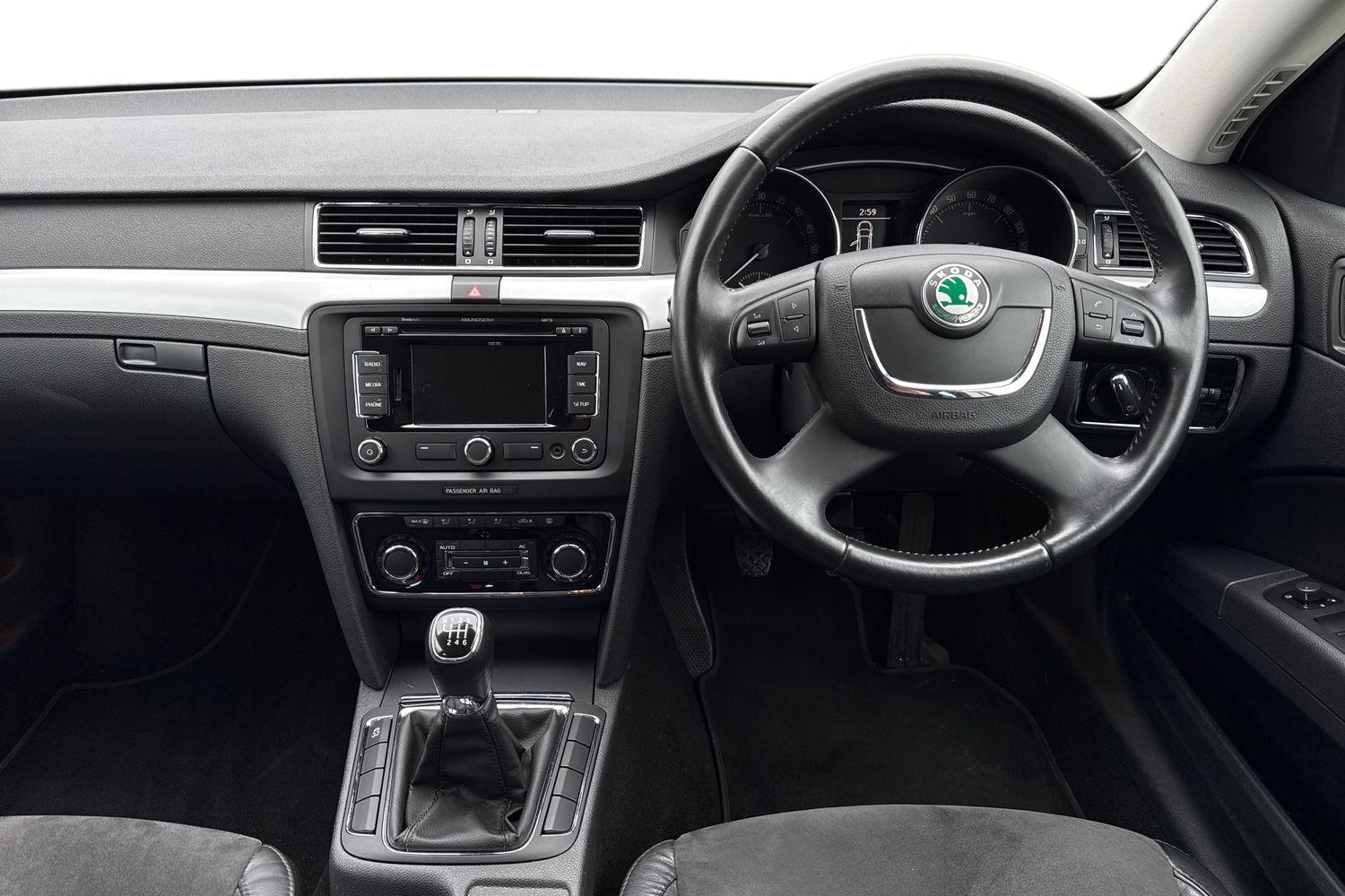 Used Skoda Superb 2013 for sale - 77700676: Photo 18