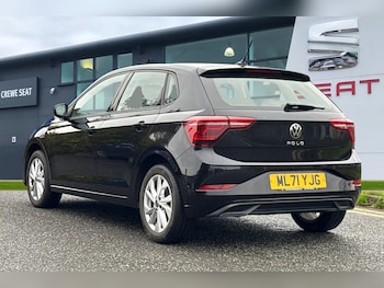 Used Volkswagen Polo 2021 for sale - 76158260: Photo 2