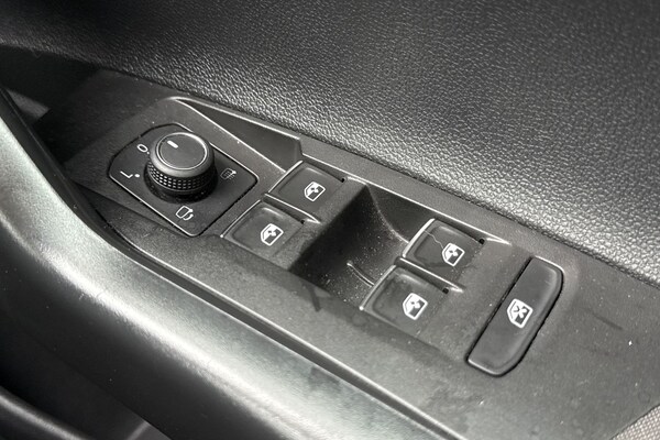Used Volkswagen Polo 2021 for sale - 76158260: Photo 32
