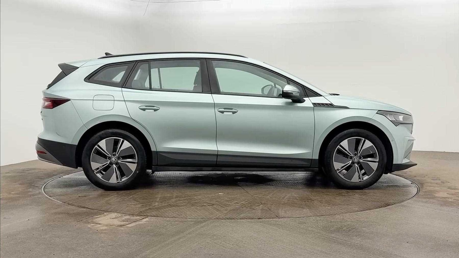 Used Skoda Enyaq 2022 for sale - 77506632: Photo 3