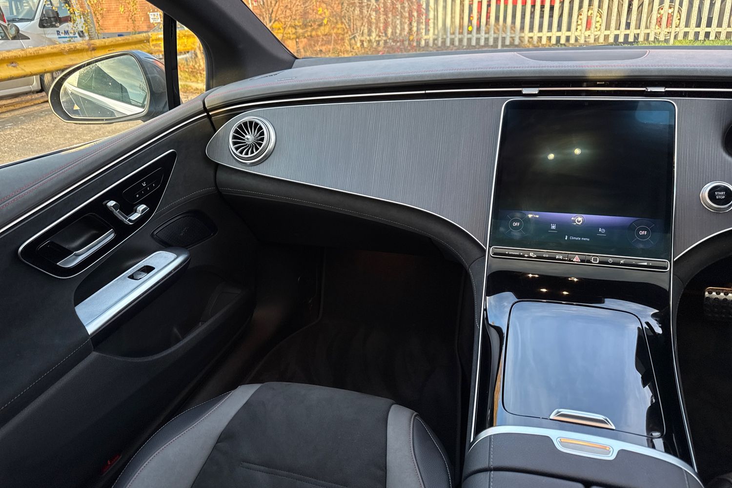 Used Mercedes-Benz EQA 2024 for sale - 76805295: Photo 20