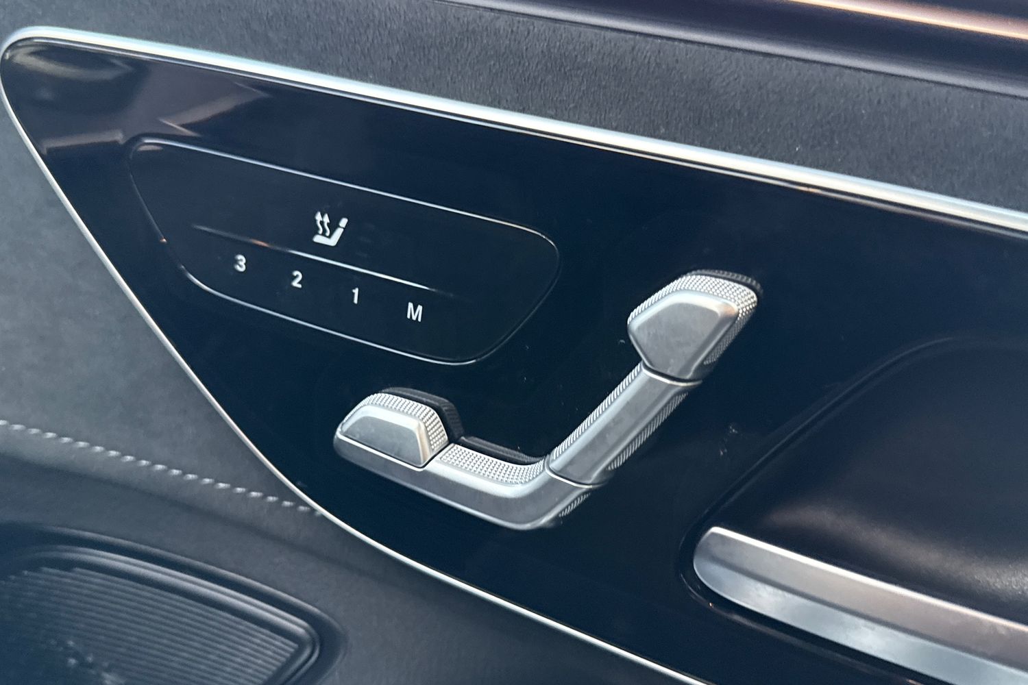 Used Mercedes-Benz EQA 2024 for sale - 76805295: Photo 32