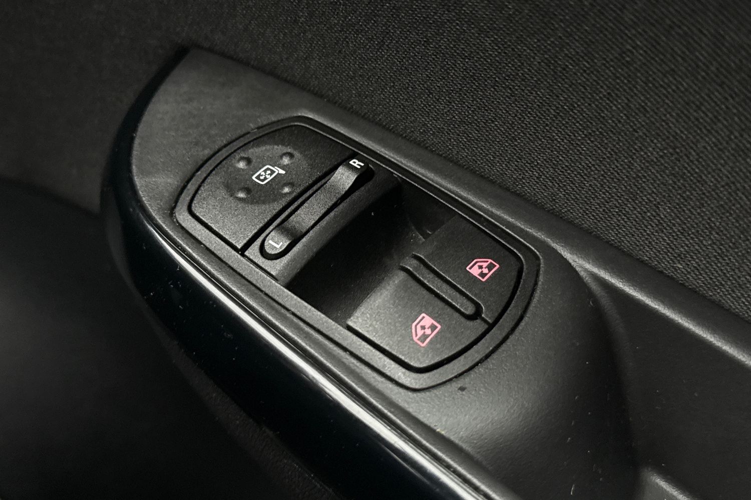 Used Vauxhall Corsa 2019 for sale - 77287162: Photo 31