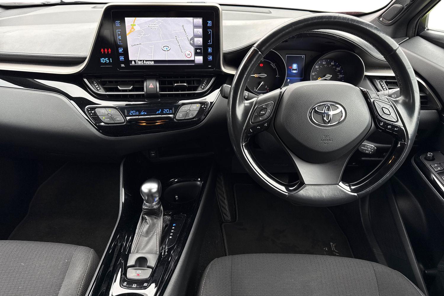 Used Toyota C-HR 2018 for sale - 78038128: Photo 18