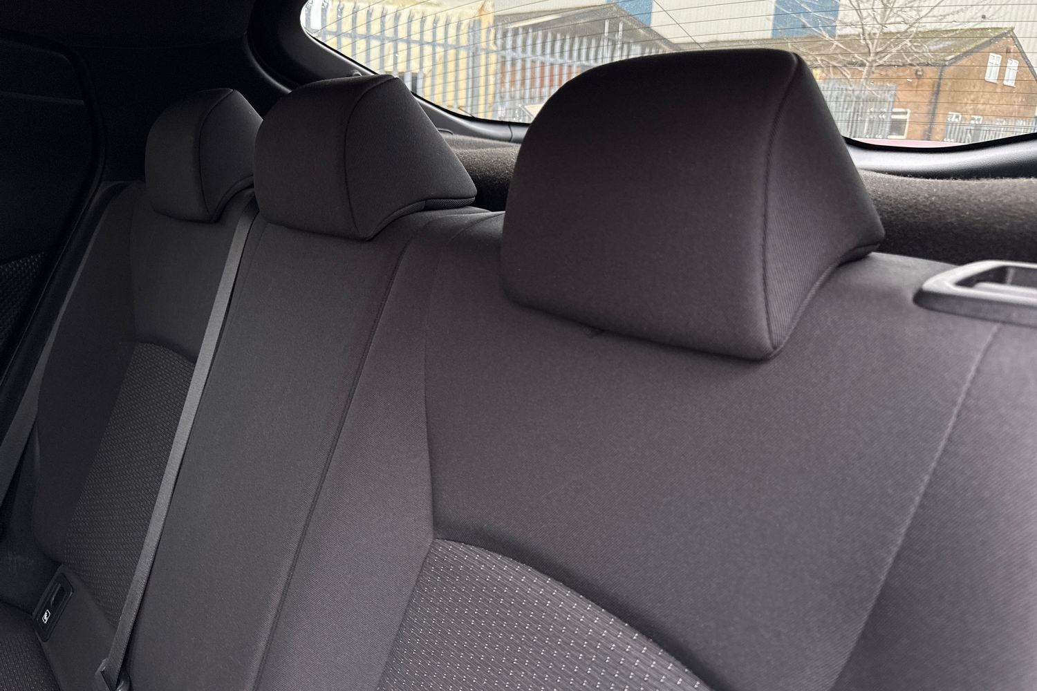 Used Toyota C-HR 2018 for sale - 78038128: Photo 19