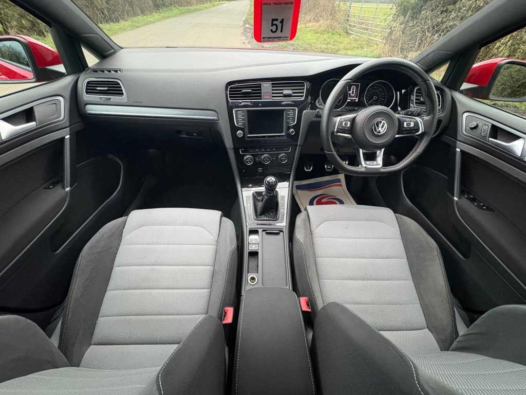 Used Volkswagen Golf 2015 for sale - 77734135: Photo 10