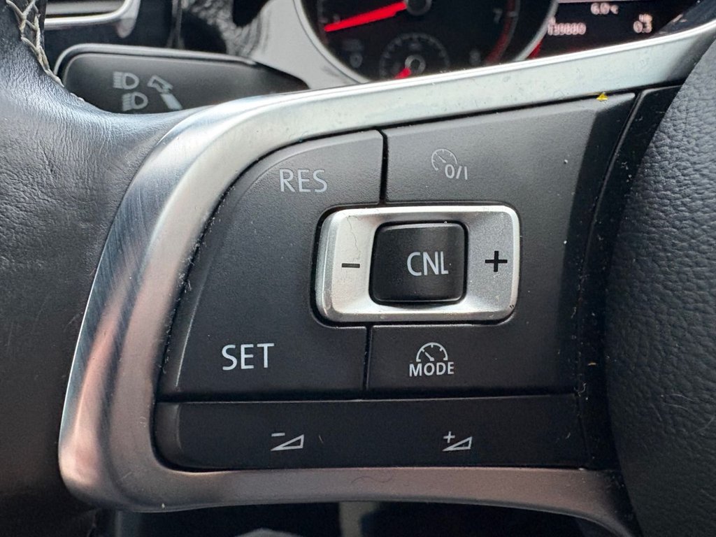 Used Volkswagen Golf 2015 for sale - 77734135: Photo 40