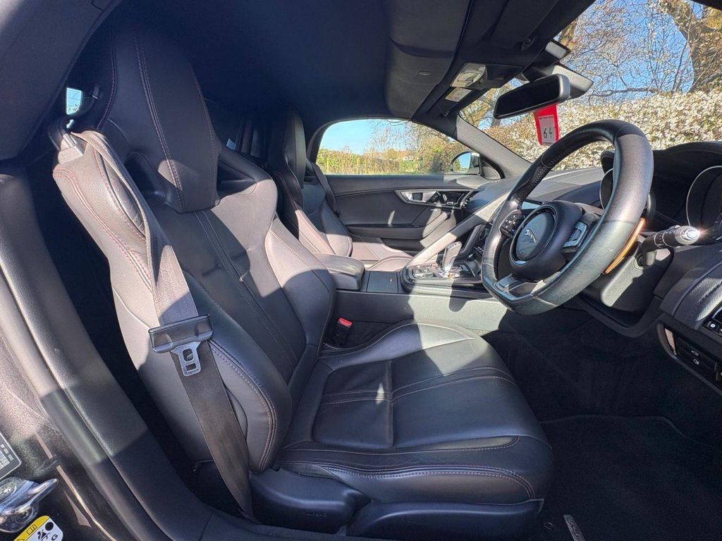 Used Jaguar F-Type 2014 for sale - 77734535: Photo 11