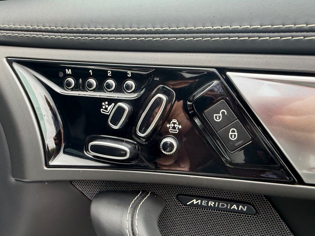 Used Jaguar F-Type 2014 for sale - 77734196: Photo 27