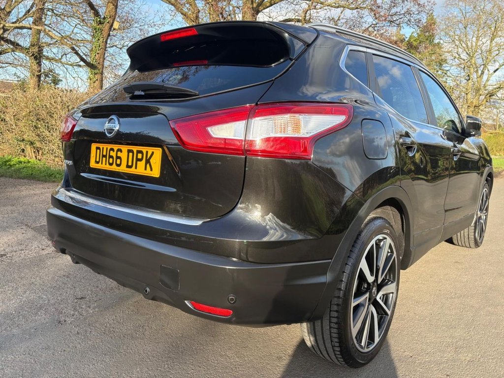 Used Nissan Qashqai 2017 for sale - 77733907: Photo 32