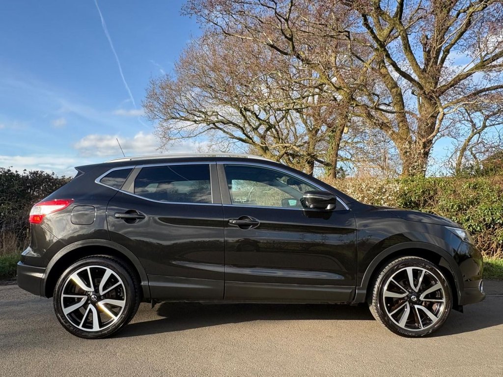 Used Nissan Qashqai 2017 for sale - 77733907: Photo 5