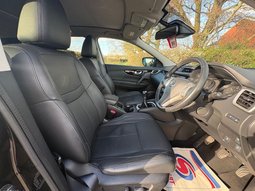 Used Nissan Qashqai 2017 for sale - 77733907: Photo 9