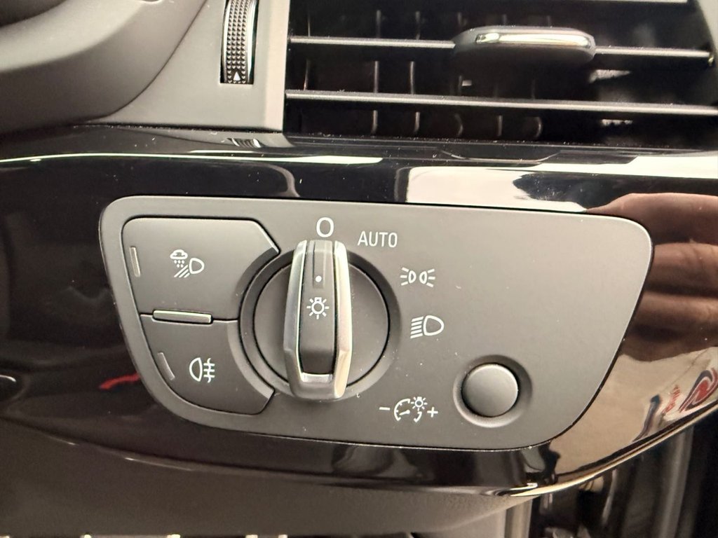 Used Audi A4 2019 for sale - 77733938: Photo 32