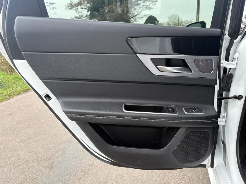 Used Jaguar XF 2018 for sale - 77806005: Photo 32