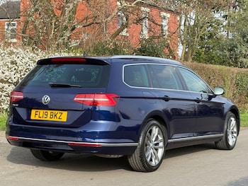 Used Volkswagen Passat 2019 for sale - 77764946: Photo