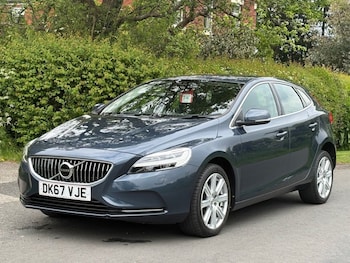 Used Volvo V40 2017 for sale - 78524631: Photo