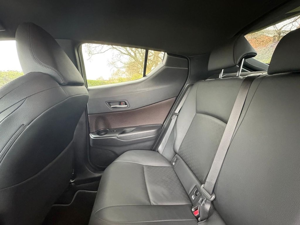 Used Toyota C-HR 2019 for sale - 78206516: Photo 31