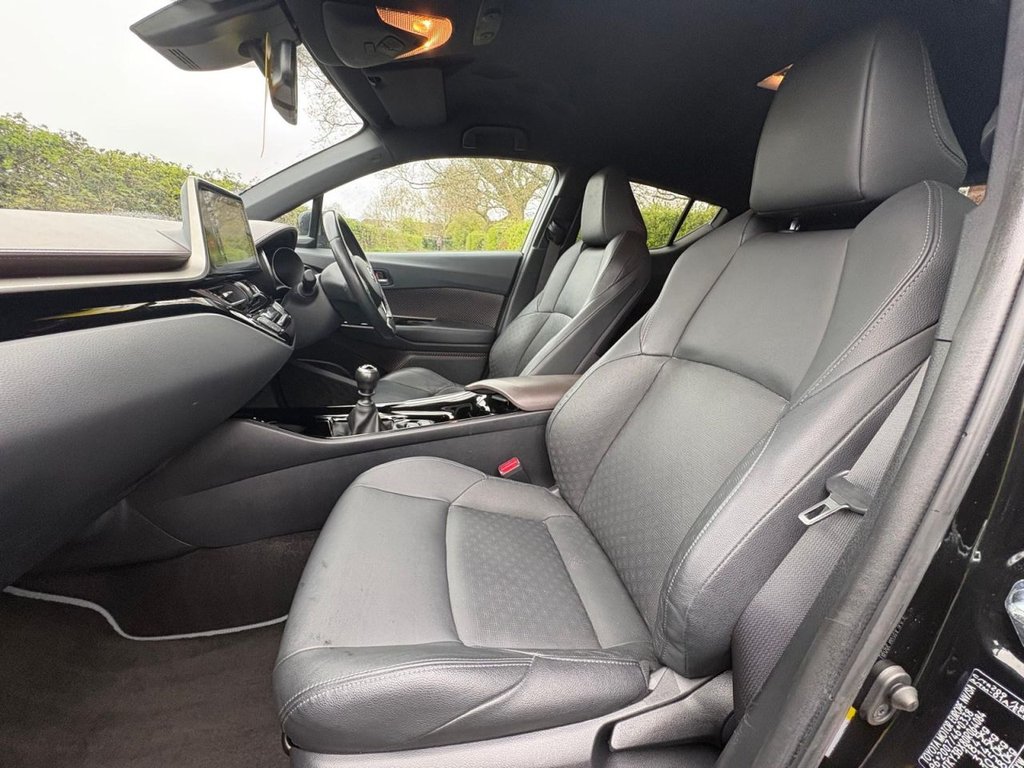 Used Toyota C-HR 2019 for sale - 78206516: Photo 32