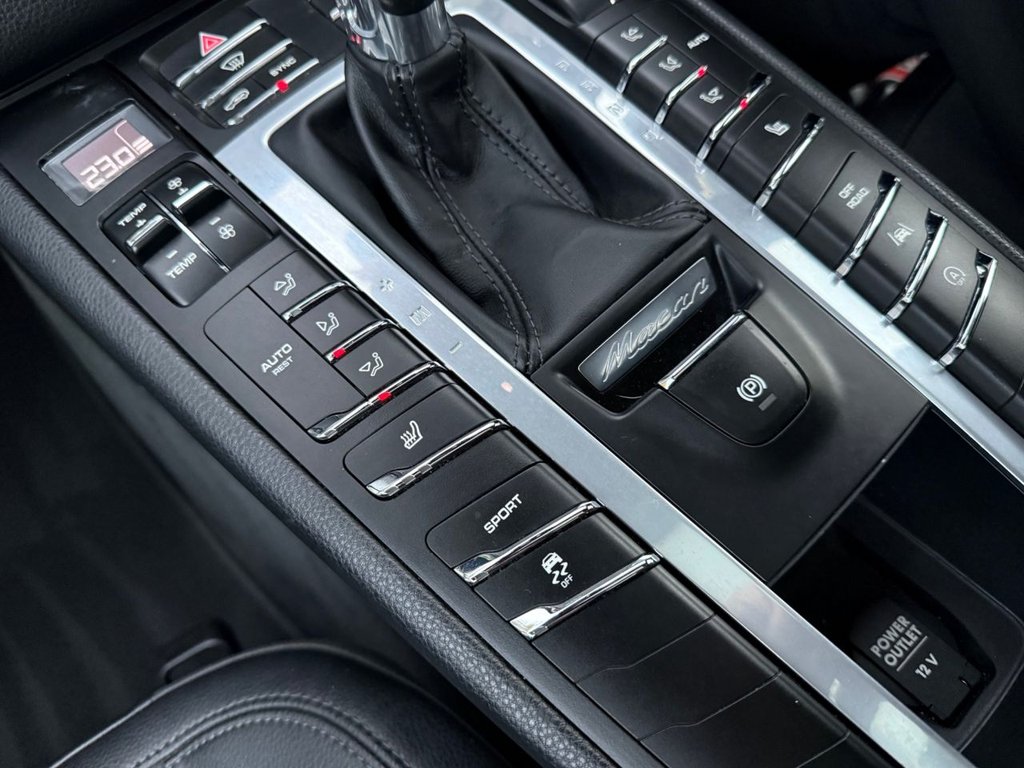 Used Porsche Macan 2018 for sale - 77734186: Photo 20