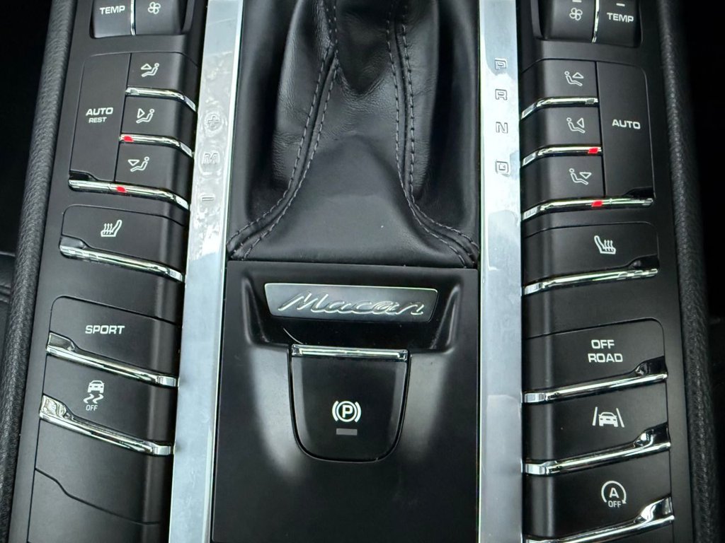 Used Porsche Macan 2018 for sale - 77734186: Photo 21