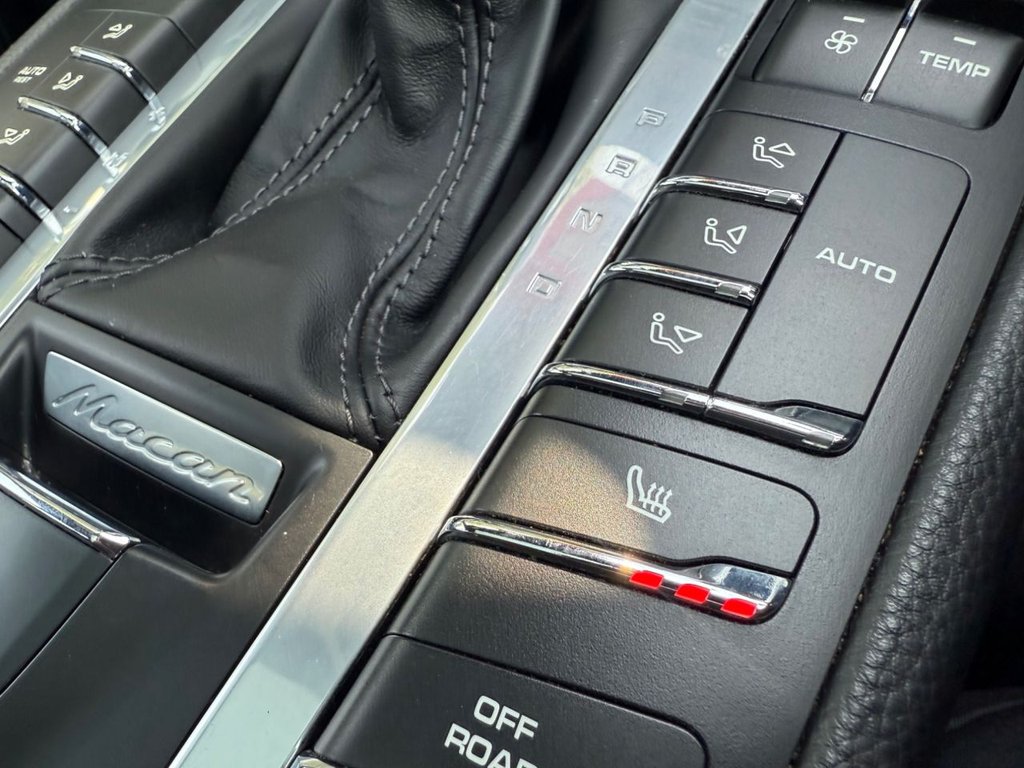 Used Porsche Macan 2018 for sale - 77734186: Photo 24