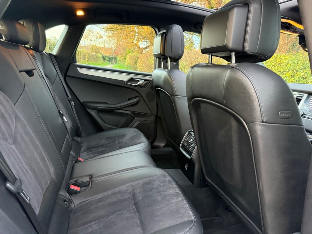 Used Porsche Macan 2018 for sale - 77734186: Photo 43