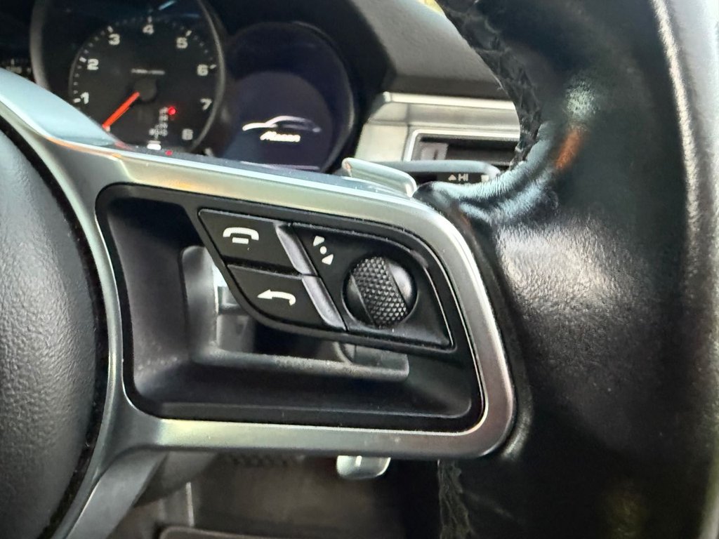 Used Porsche Macan 2018 for sale - 77734186: Photo 46