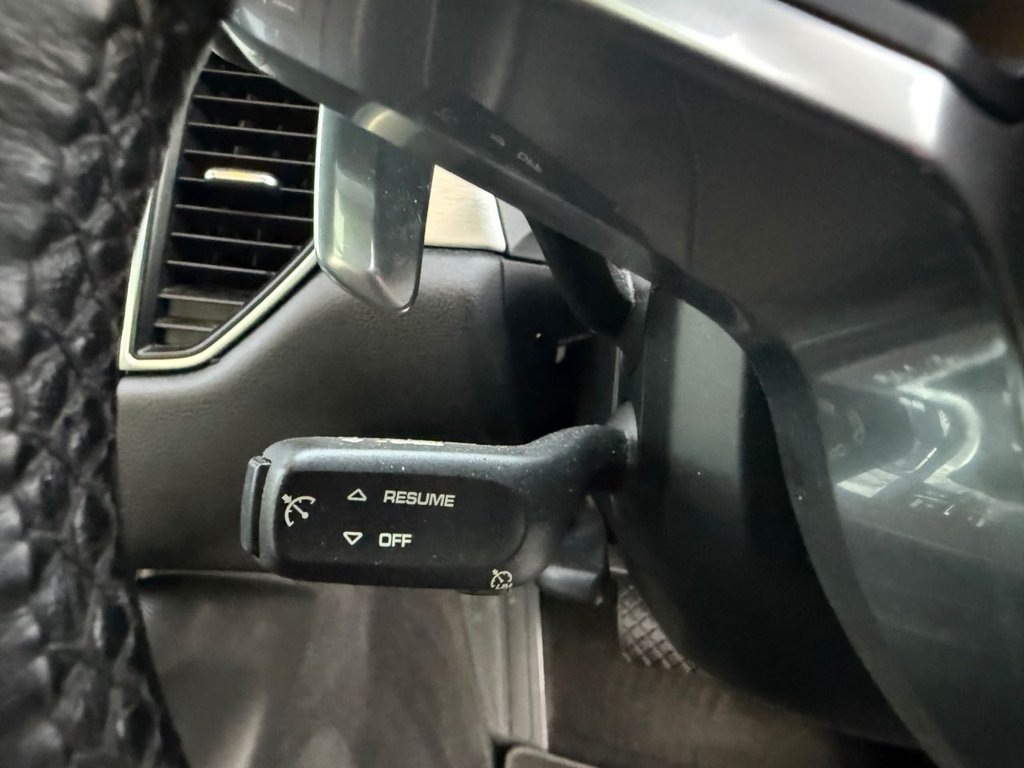 Used Porsche Macan 2018 for sale - 77734186: Photo 47