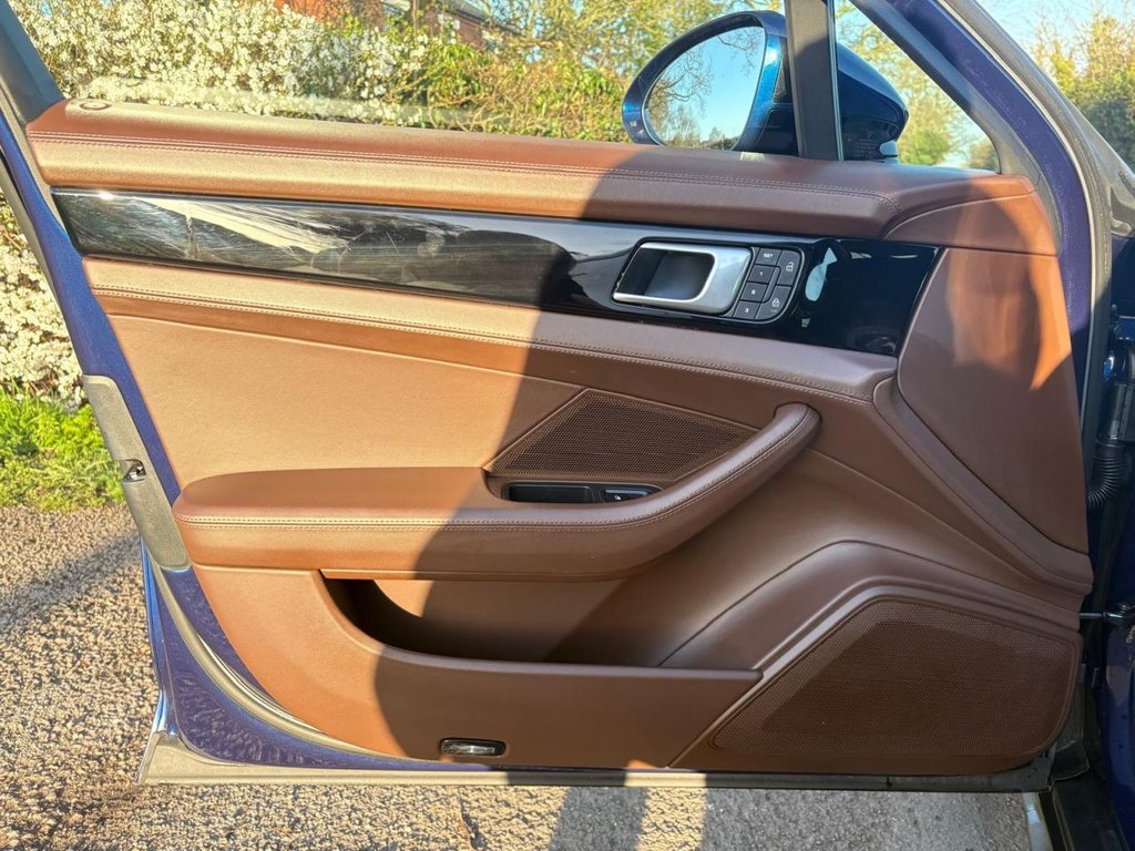 Used Porsche Panamera 2021 for sale - 77734742: Photo 30