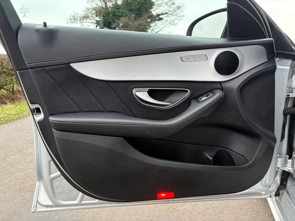 Used Mercedes-Benz C Class 2015 for sale - 77733850: Photo 39