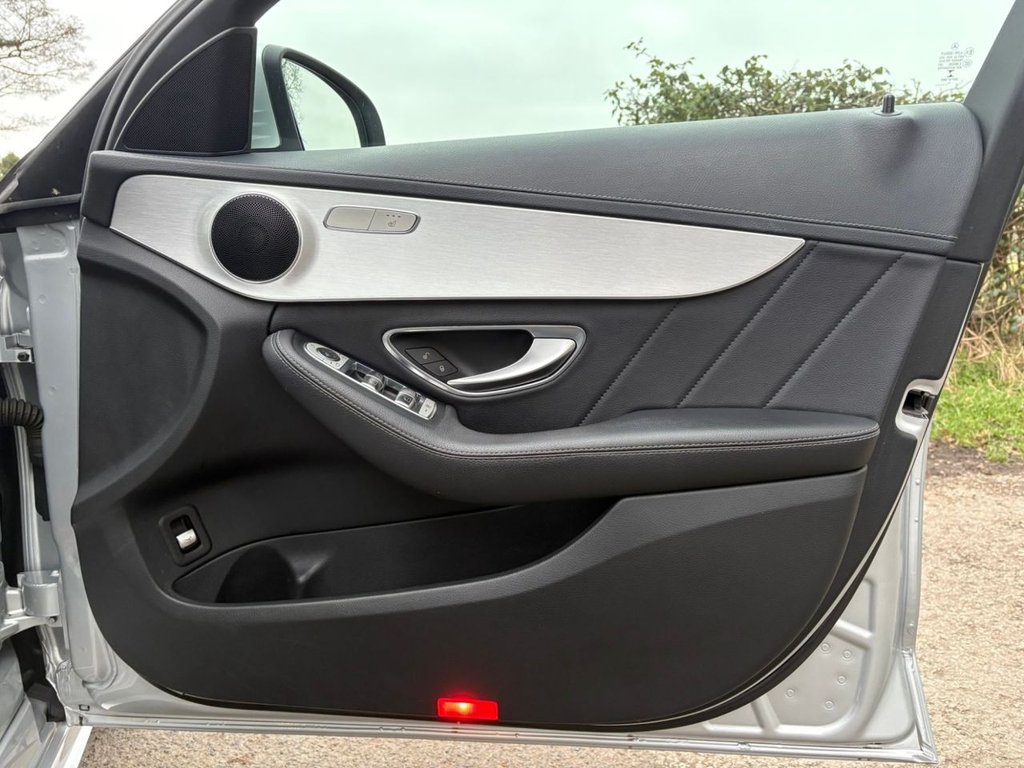 Used Mercedes-Benz C Class 2015 for sale - 77733850: Photo 40