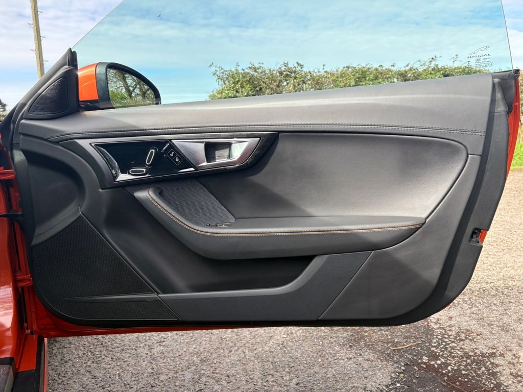 Used Jaguar F-Type 2013 for sale - 78029770: Photo 25