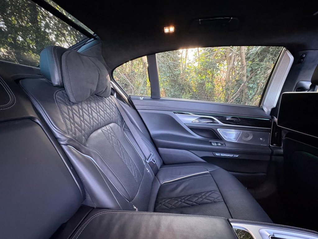 Used BMW 7 Series 2019 for sale - 77733934: Photo 30