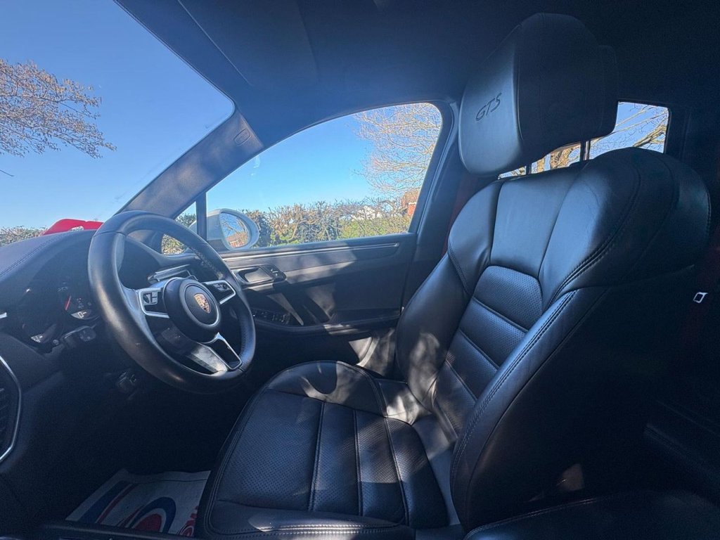 Used Porsche Macan 2016 for sale - 77734257: Photo 14