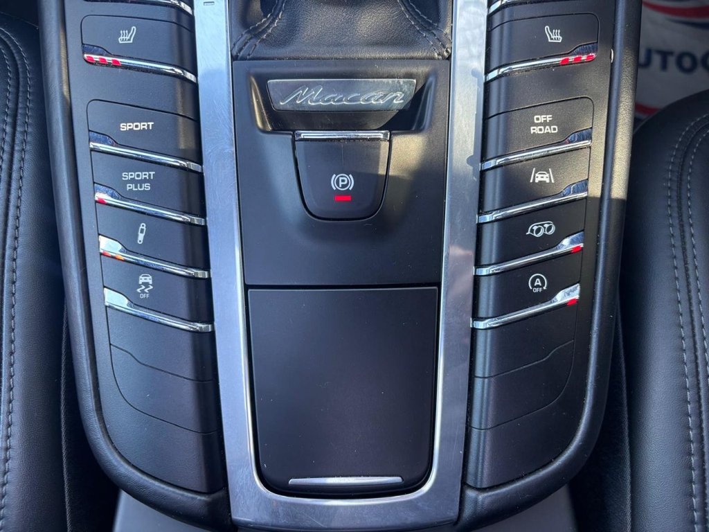 Used Porsche Macan 2016 for sale - 77734257: Photo 19