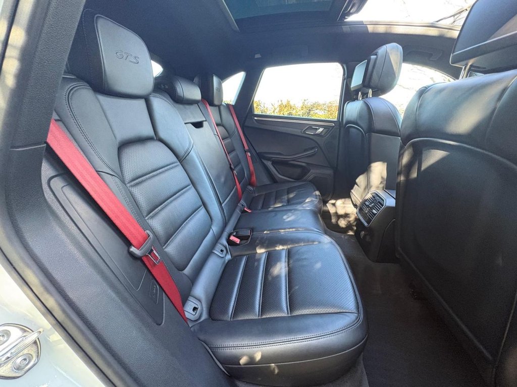 Used Porsche Macan 2016 for sale - 77734257: Photo 35