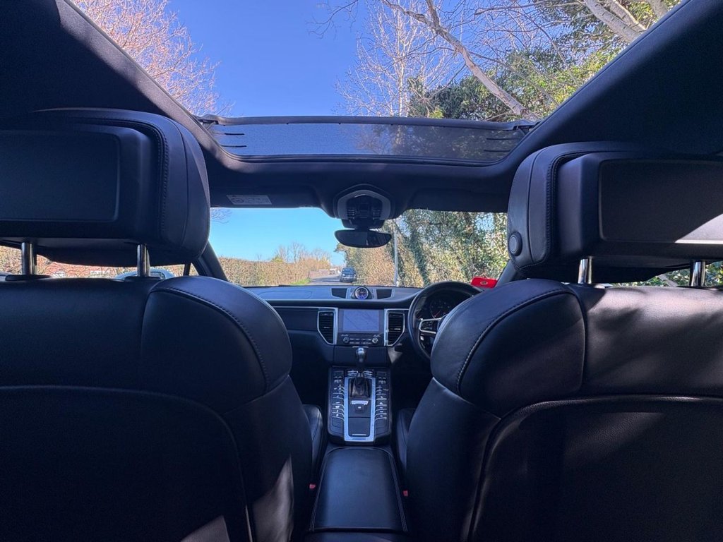 Used Porsche Macan 2016 for sale - 77734257: Photo 40