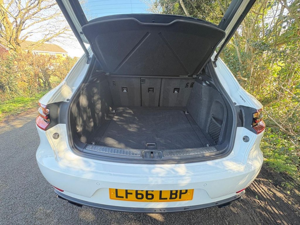 Used Porsche Macan 2016 for sale - 77734257: Photo 43