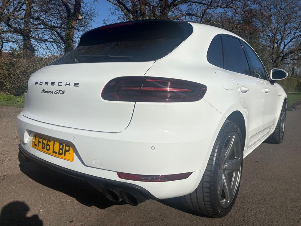 Used Porsche Macan 2016 for sale - 77734257: Photo 45