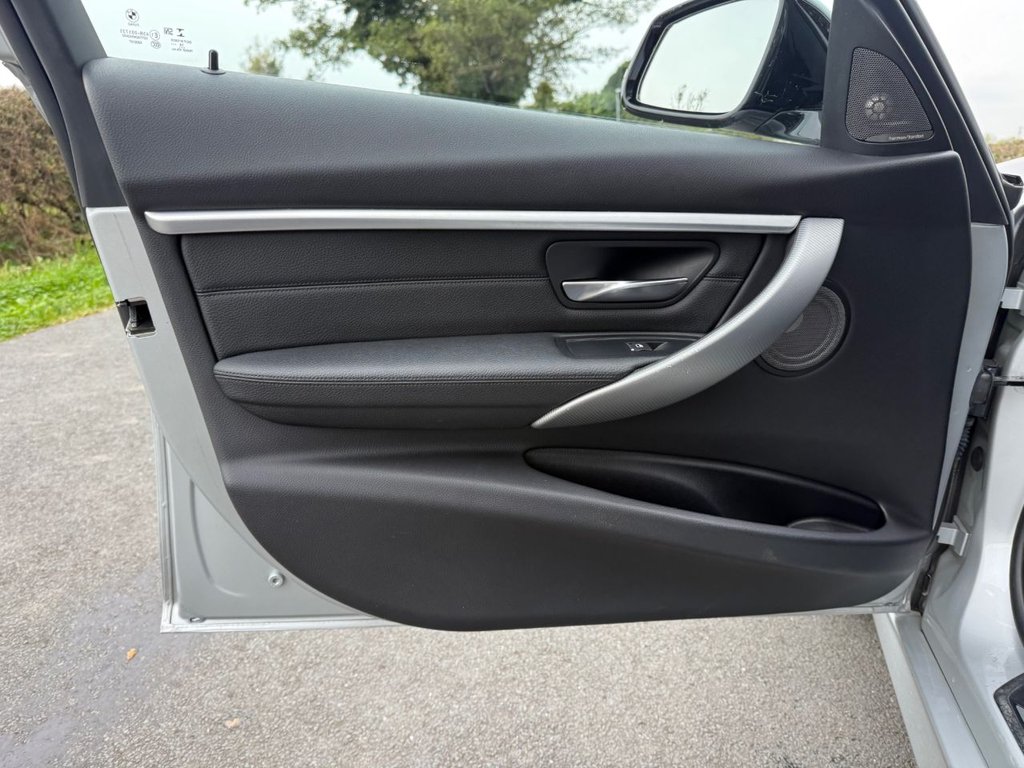 Used BMW 3 Series 2019 for sale - 77733964: Photo 43