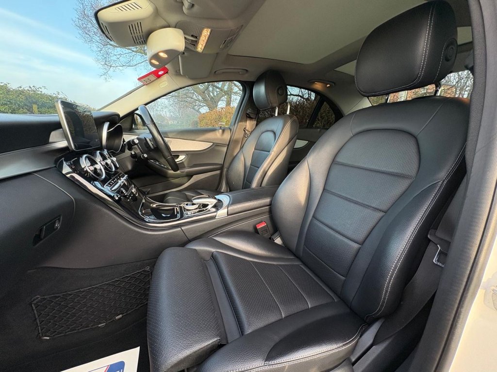 Used Mercedes-Benz C Class 2015 for sale - 77806353: Photo 12