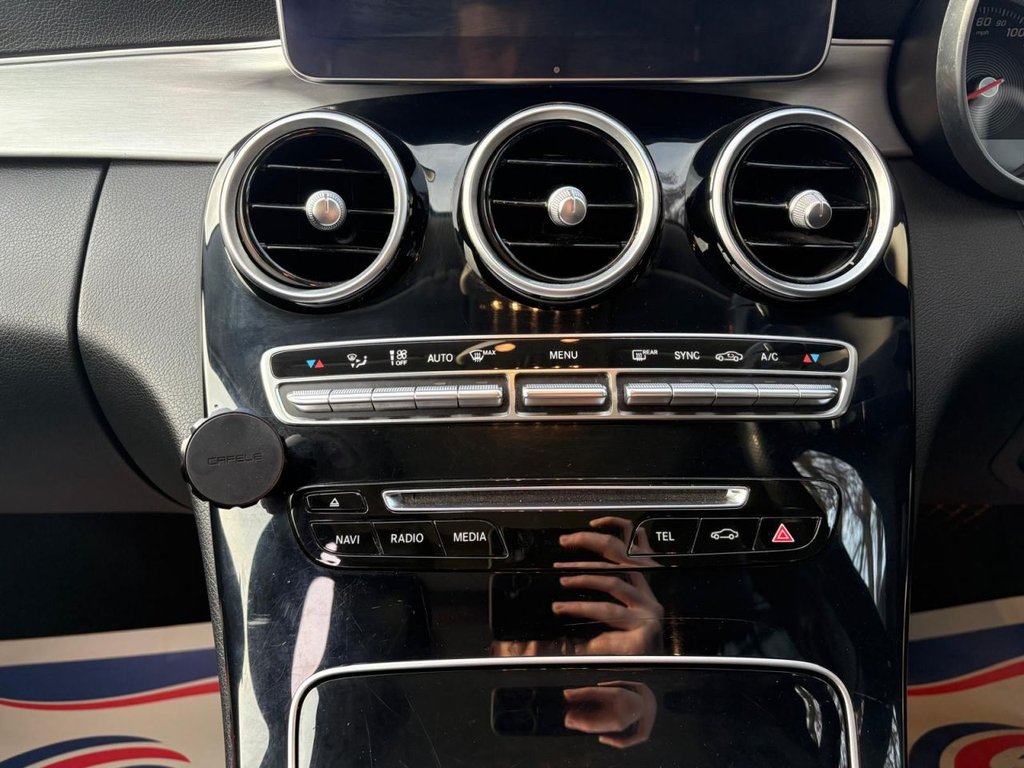 Used Mercedes-Benz C Class 2015 for sale - 77806353: Photo 17