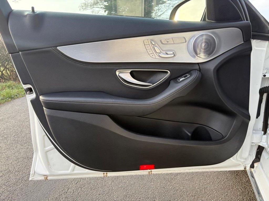 Used Mercedes-Benz C Class 2015 for sale - 77806353: Photo 44