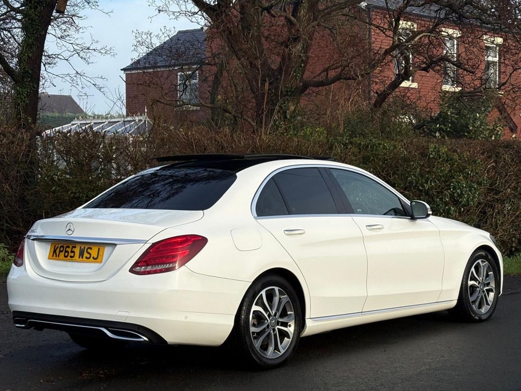 Used Mercedes-Benz C Class 2015 for sale - 77806353: Photo 8