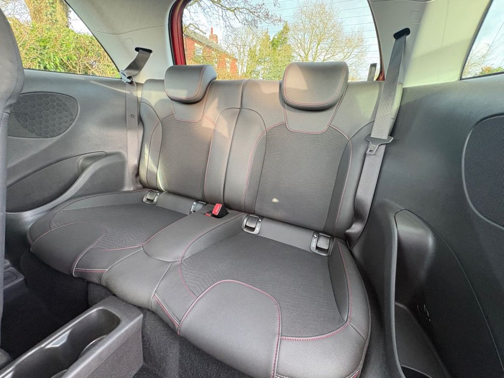 Used Vauxhall ADAM 2015 for sale - 77734215: Photo 16