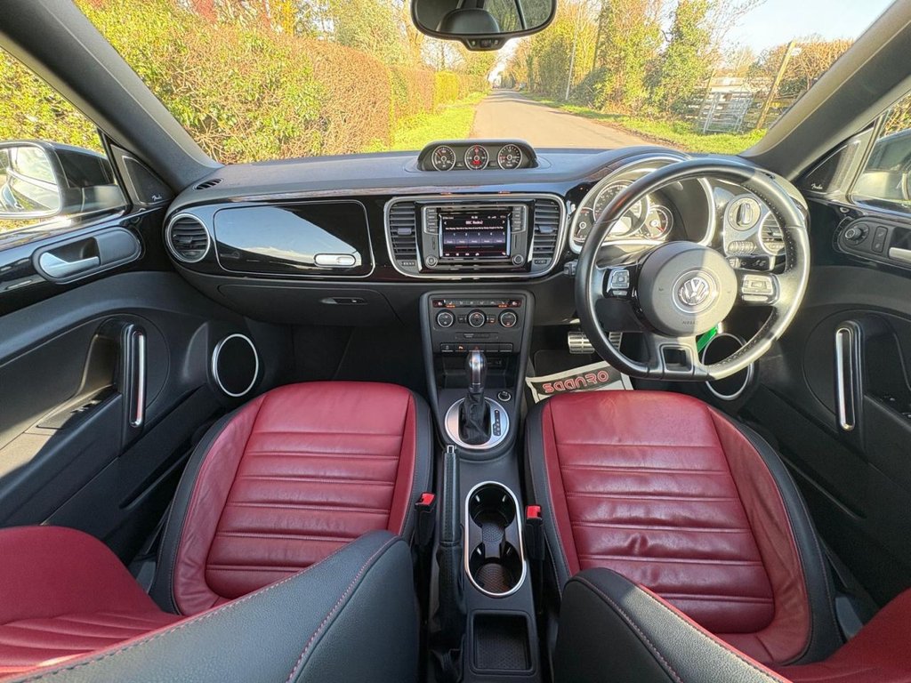 Used Volkswagen Beetle 2015 for sale - 77919752: Photo 11