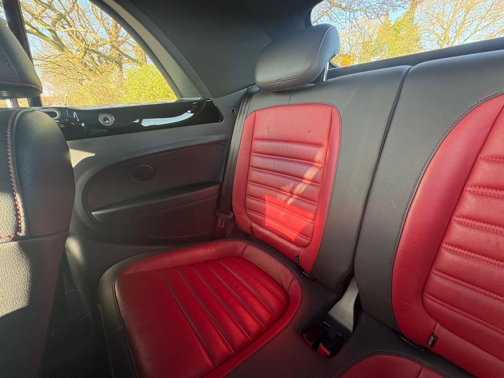 Used Volkswagen Beetle 2015 for sale - 77919752: Photo 29